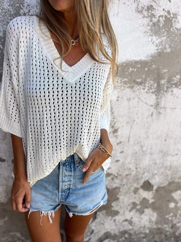 V-neck Hollow Knitted Top🍀