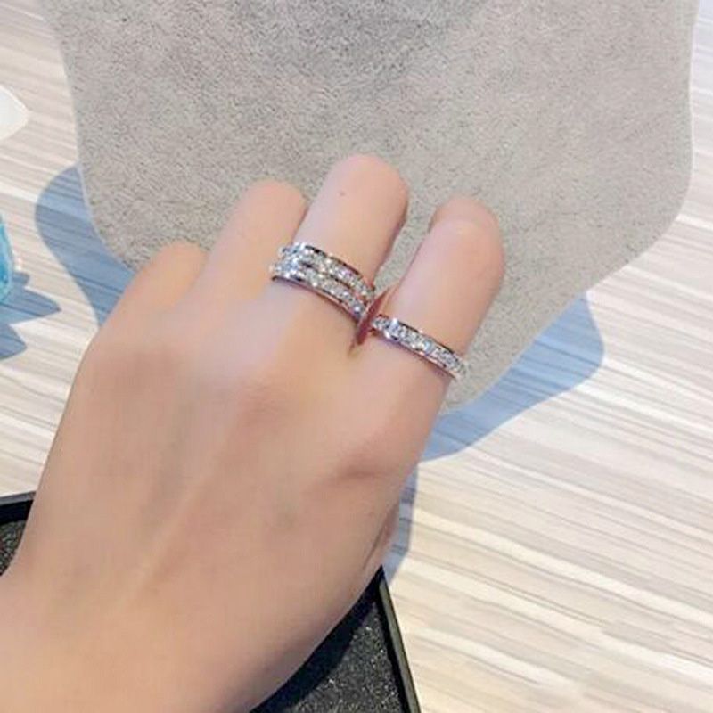 🎅Early Xmas Sales - 50% OFF🎄Light Luxury Niche Titanium Steel Zircon Ring